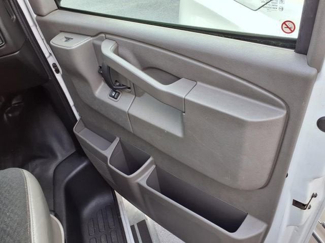 2023 Chevrolet Express Cargo 2500 WT