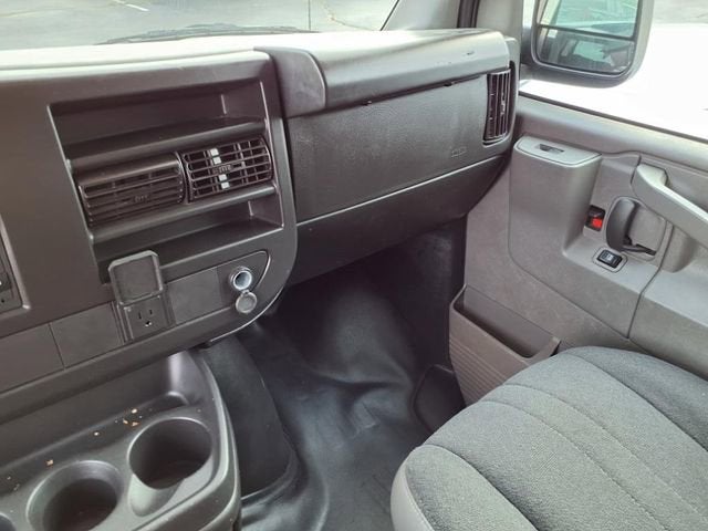 2023 Chevrolet Express Cargo 2500 WT