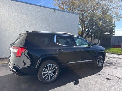 2023 GMC Acadia Denali