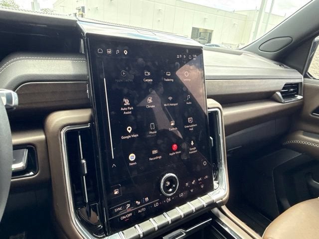 2025 GMC Yukon Denali Ultimate
