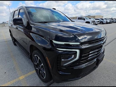 2025 Chevrolet Suburban RST
