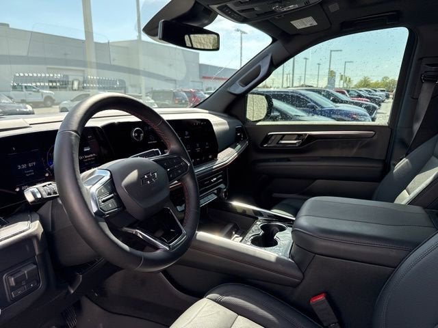 2025 Chevrolet Suburban RST