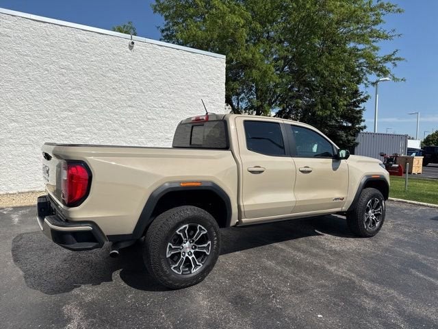 2024 GMC Canyon AT4