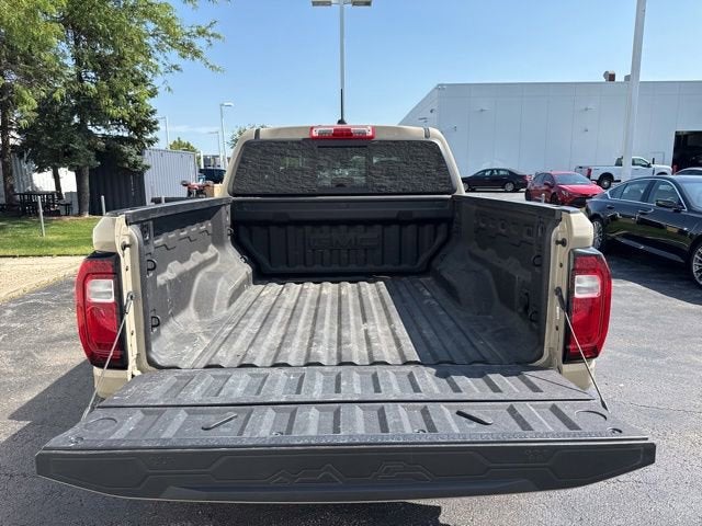 2024 GMC Canyon AT4