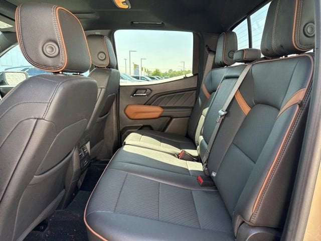 2024 GMC Canyon AT4