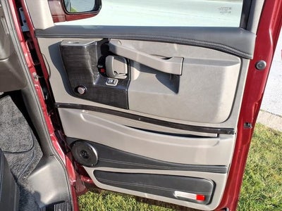 2025 GMC Savana Cargo 2500 Work Van