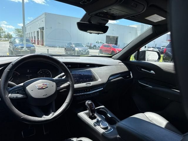2023 Cadillac XT4 Sport
