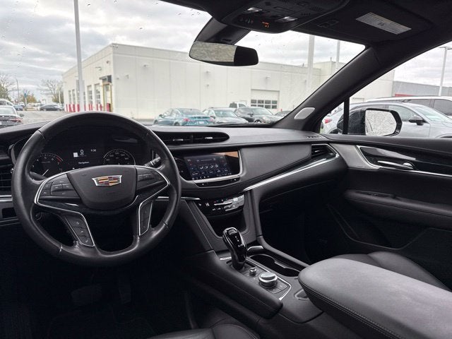 2023 Cadillac XT5 FWD Premium Luxury