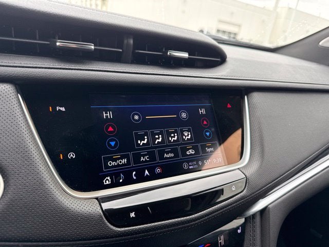 2023 Cadillac XT5 FWD Premium Luxury
