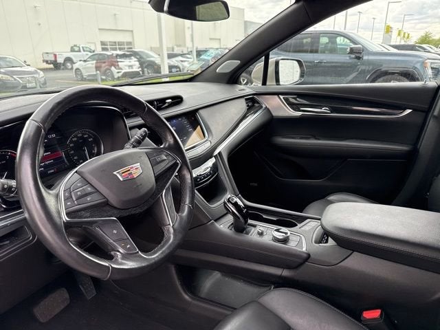 2022 Cadillac XT5 Premium Luxury