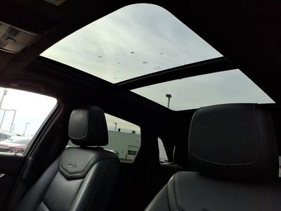 2022 Cadillac XT5 Premium Luxury