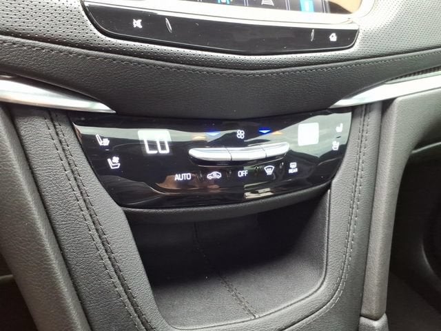 2024 Cadillac XT5 Sport
