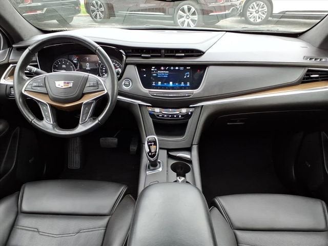 2019 Cadillac XT5 Platinum AWD