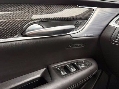 2024 Cadillac XT5 Sport