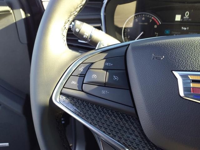 2025 Cadillac XT5 Sport