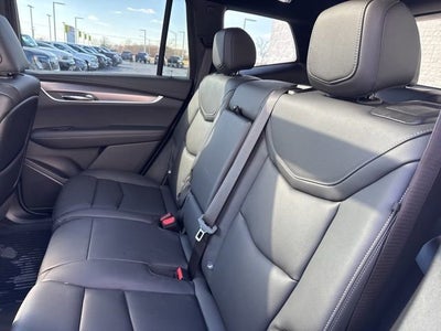 2025 Cadillac XT6 Luxury