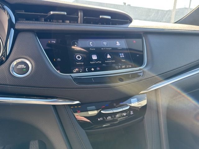 2025 Cadillac XT6 Luxury