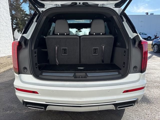 2025 Cadillac XT6 Luxury