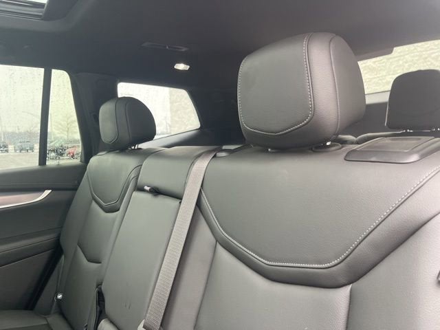 2024 Cadillac XT6 Luxury