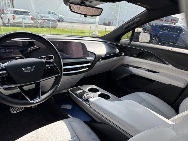 2023 Cadillac LYRIQ Luxury