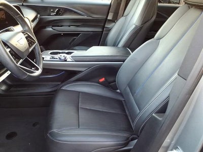 2024 Cadillac LYRIQ Luxury 1