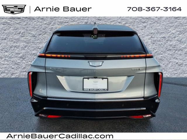 2024 Cadillac LYRIQ Luxury 1