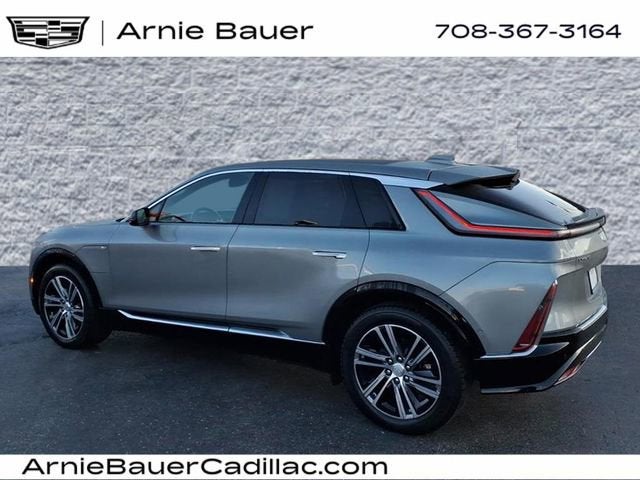 2024 Cadillac LYRIQ Luxury 1