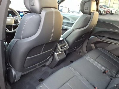 2024 Cadillac LYRIQ Luxury 1