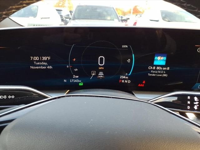 2024 Cadillac LYRIQ Luxury 1