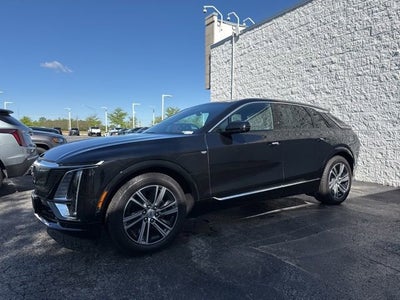 2024 Cadillac LYRIQ Luxury 1