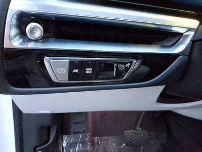 2024 Cadillac LYRIQ Luxury 1