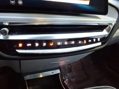 2024 Cadillac LYRIQ Luxury 1