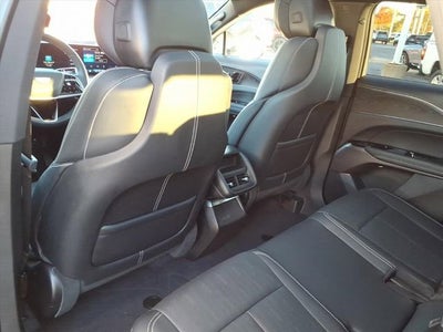 2024 Cadillac LYRIQ Luxury 1