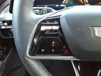 2024 Cadillac LYRIQ Luxury 1