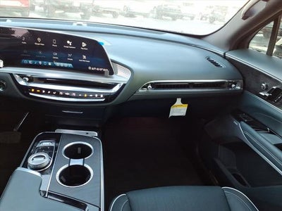 2024 Cadillac LYRIQ Luxury 3