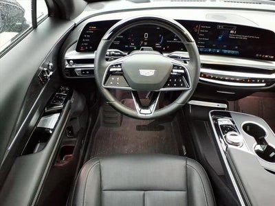 2024 Cadillac LYRIQ Luxury 3
