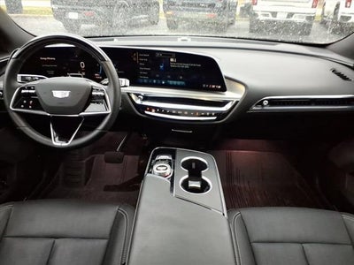 2024 Cadillac LYRIQ Luxury 3