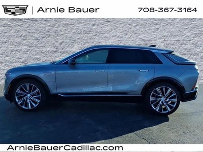 2025 Cadillac LYRIQ Luxury 3