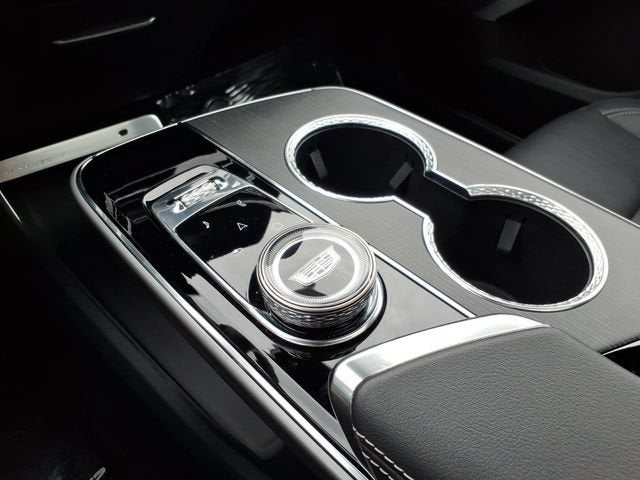 2025 Cadillac LYRIQ Luxury 3