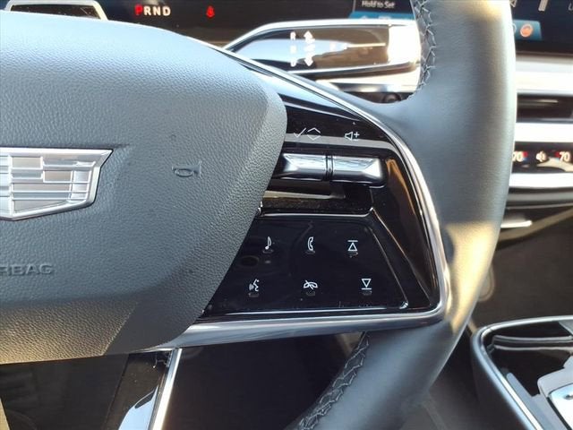 2025 Cadillac LYRIQ Luxury 3
