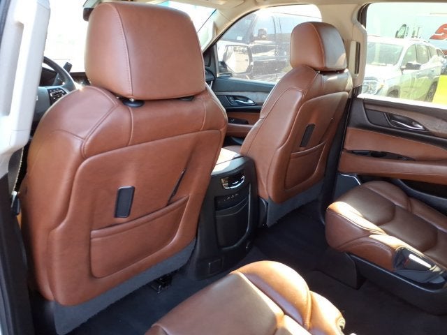 2018 Cadillac Escalade Luxury