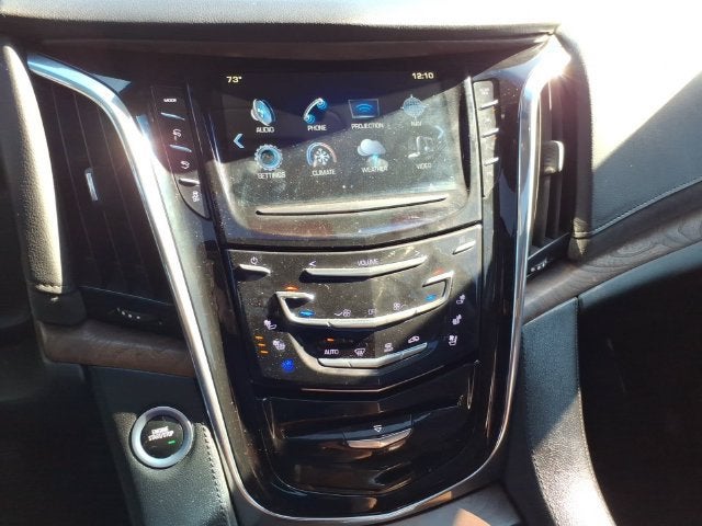 2018 Cadillac Escalade Luxury