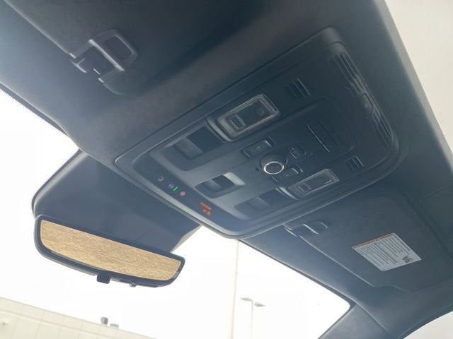 2022 Cadillac Escalade Premium Luxury Platinum