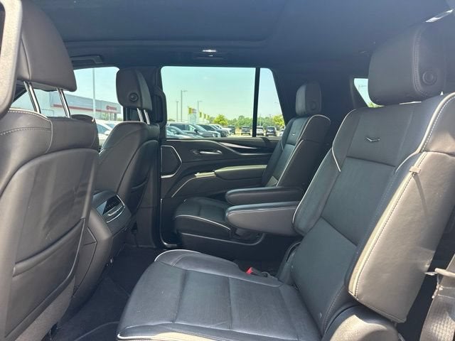 2023 Cadillac Escalade Sport