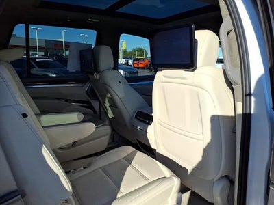 2025 Cadillac Escalade Sport Platinum