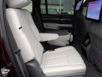2025 Cadillac ESCALADE IQ Luxury 1