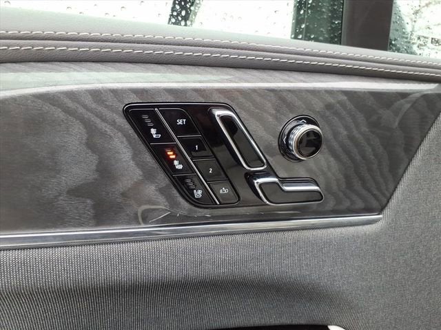 2025 Cadillac ESCALADE IQ Luxury 1