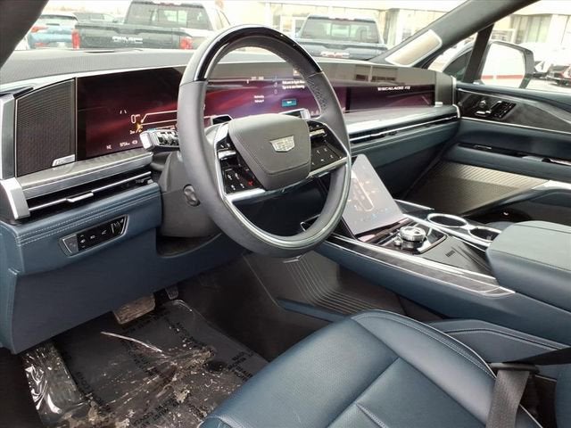 2025 Cadillac ESCALADE IQ Luxury 2