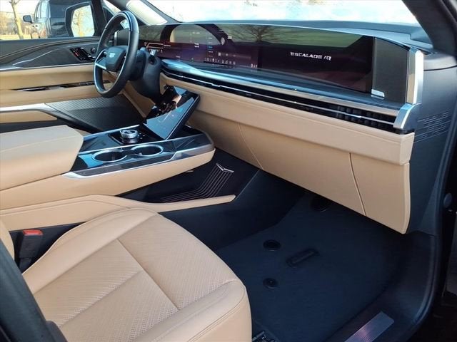 2025 Cadillac ESCALADE IQ Sport 2