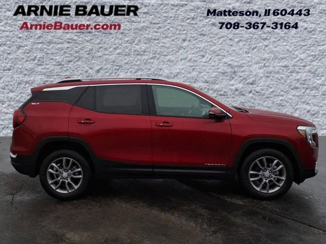 2023 GMC Terrain SLT